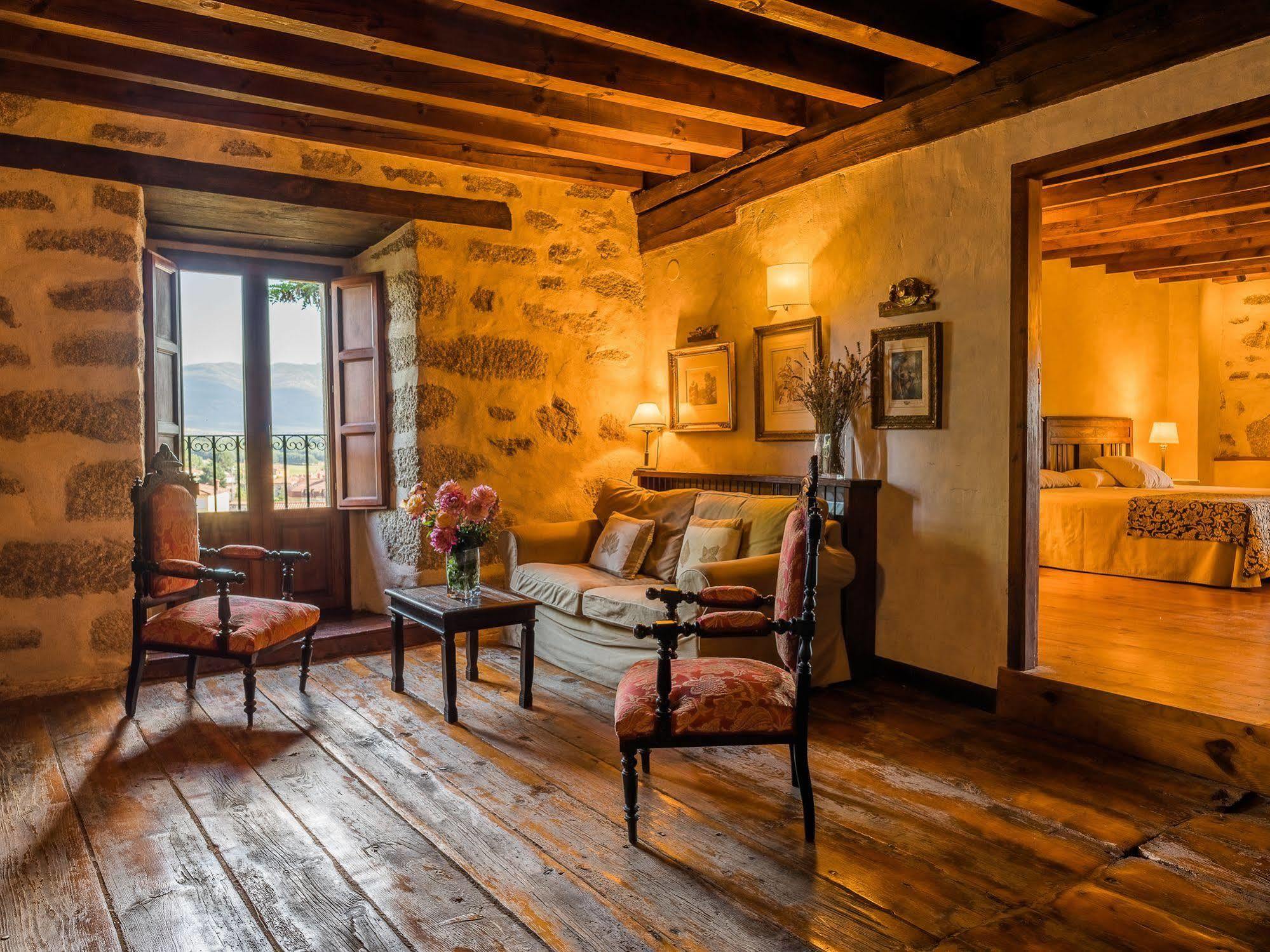 Posada Real La Casa De Arriba Navarredonda de Gredos Exteriör bild